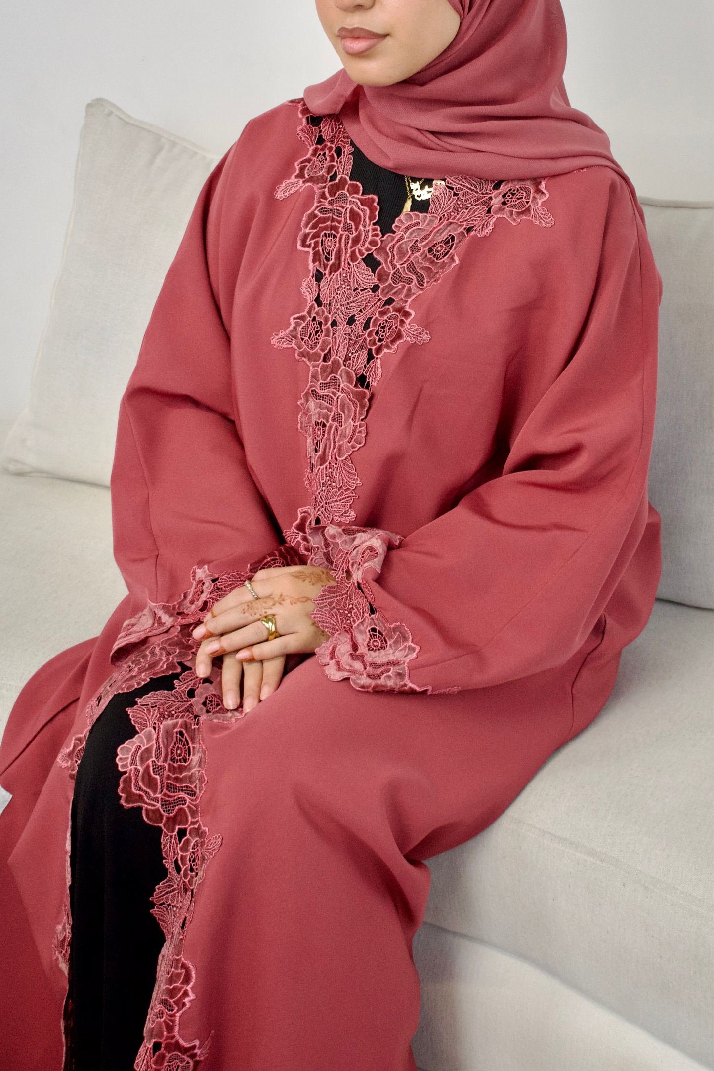 Amirah Lace Abaya - Rose
