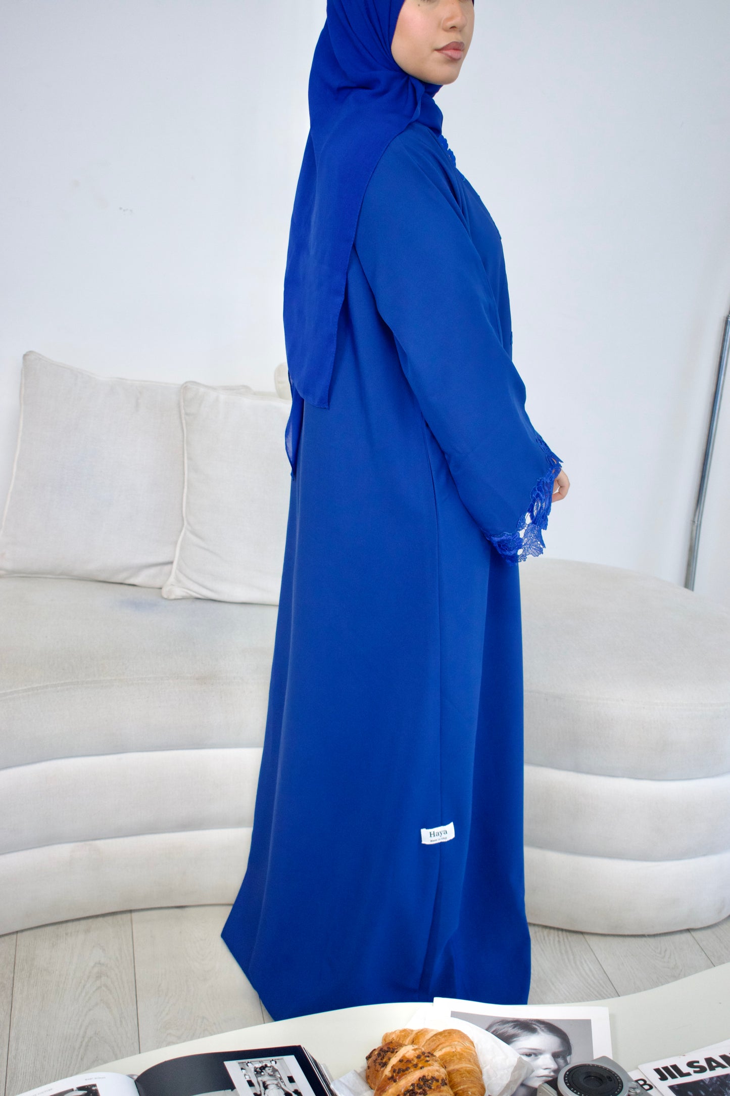 Layla Lace Abaya - Royal Blue
